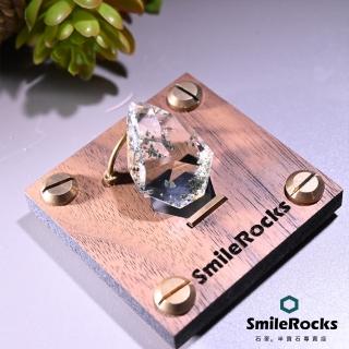 【SmileRocks 石麥】天然白綠幽隨形水晶 2.3x1.4x2.9cm(異象水晶 附SmilePad Stand 6x6底板)