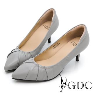【GDC】歐系女神風素色基本抓皺簡約尖頭真皮中跟包鞋-淺灰色(114876-06)