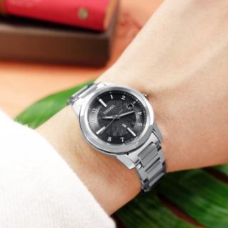 【SEIKO 精工】LUKIA 太陽能 電波錶 日期 鈦金屬手錶 黑色 28mm(1B35-0AN0D.SSQV081J)