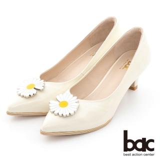 【bac】時髦尖頭小雛菊裝飾漆皮中跟鞋(米白)