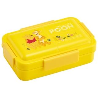 【小禮堂】Disney 迪士尼 小熊維尼 方形微波便當盒 抗菌便當盒 四扣便當盒 保鮮盒 550ml Ag+ 《黃 朋友》