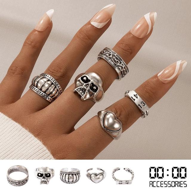 【00:00】歐美時尚龐克風骷髏愛心元素5件戒指套組(龐克風戒指 骷髏戒指 愛心戒指)