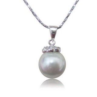 【小樂珠寶】漂亮南洋深海貝珍珠項鍊(13.7mm大顆粒正圓)