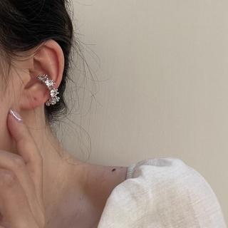 【Oni 歐妮】水鑽花圈 不對稱耳骨夾式耳環無耳洞耳扣耳夾耳窩夾(1個入)