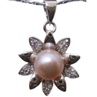 【小樂珠寶】向日葵花朵天然淡水珍珠養珠項鍊(經典英倫風範滿分)
