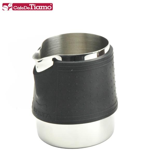 【Tiamo】Tiamo 1029 不鏽鋼 300cc 拉花杯。附矽膠杯套-黑色(HC7063)