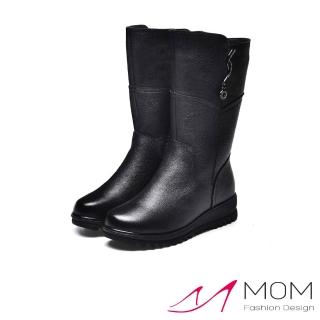 【MOM】真皮中筒靴 坡跟中筒靴/真皮頭層牛皮美鑽流線釦飾造型舒適坡跟中筒靴(黑)