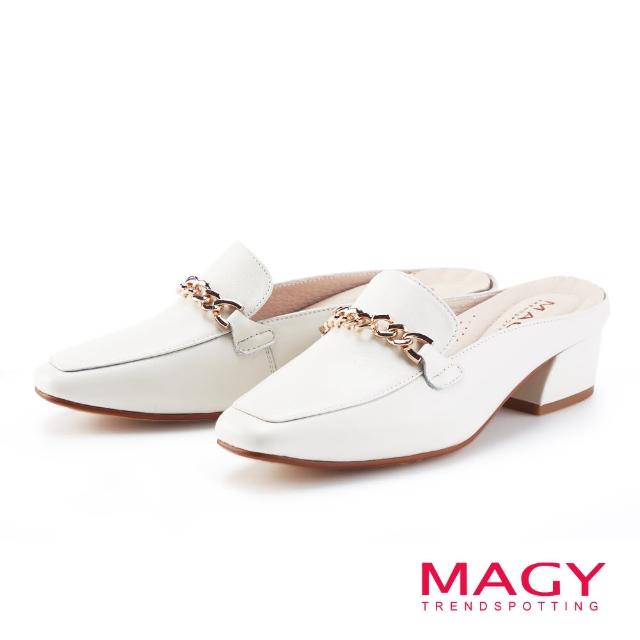 【MAGY】精選金屬串鍊牛皮低跟 女 穆勒鞋(白色)