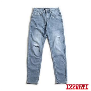 【IZZVATI】刺繡補丁霧藍牛仔褲-藍(街頭時尚的雅痞單品)