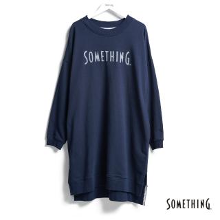 【SOMETHING】女裝 破壞LOGO電繡長版長袖T恤(丈青色)