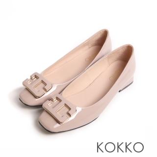 【KOKKO 集團】簡約典雅霧面飾扣方圓頭漆皮粗跟包鞋(粉紫色)