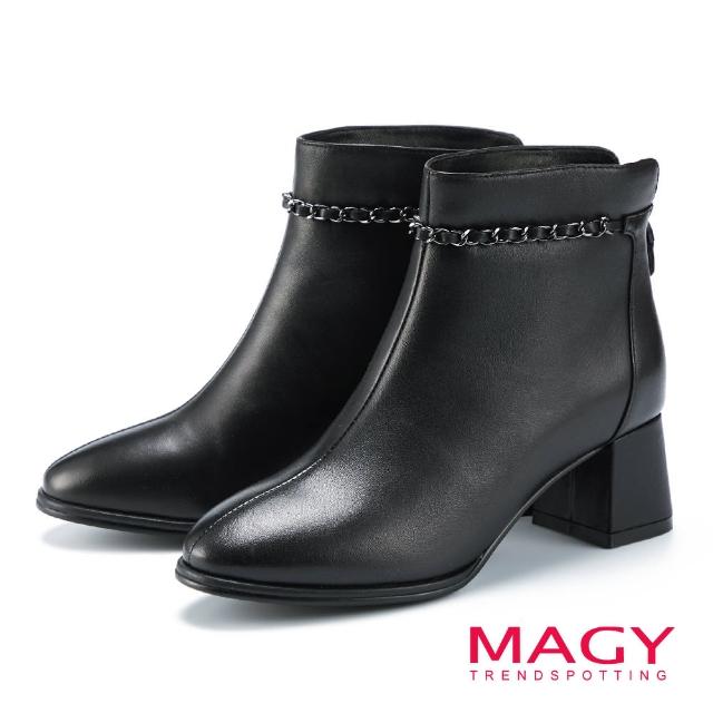 【MAGY】真皮金屬串鍊優雅粗跟短靴(黑色)