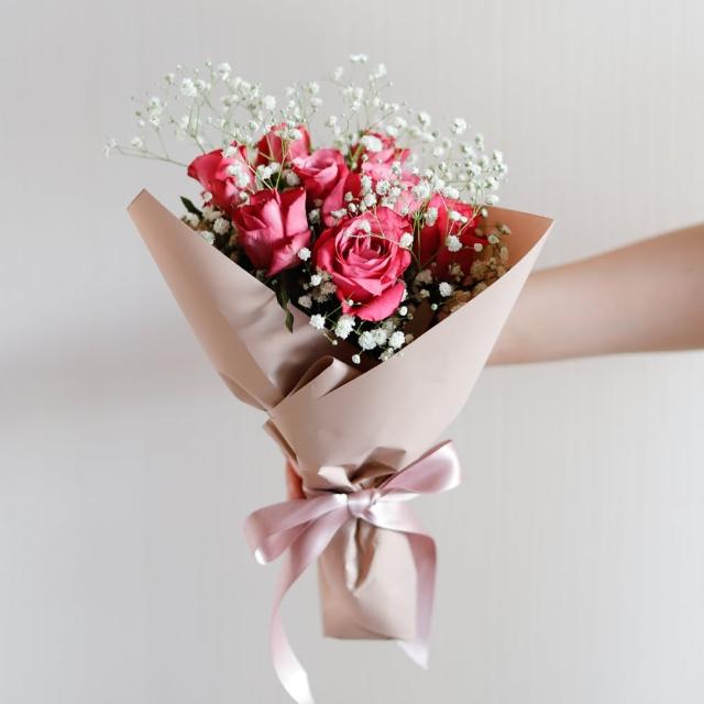 【玉屋TAMAYA】高貴紫紅玫瑰花束8朵(鮮花 情人節 開幕升遷 發表會 生日祝賀 告白 紀念日 畢業祝福)