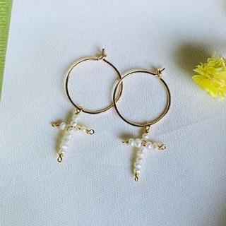 【Dinner collection】珍珠十字架圈式金耳環