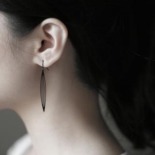 【moorigin】淡竹耳環 S(醫療鋼不過敏 耳環 可改夾式 共三色)