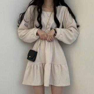 【D.studio】韓版方領顯瘦褶皺寬鬆連衣裙(洋裝 套裝 長袖上衣 女裝 衣服 S236)