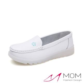 【MOM】真皮舒適寬楦愛心小花軟底白色護士鞋(藍色小花款)
