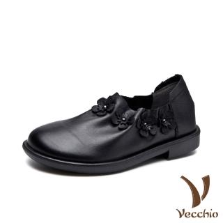 【Vecchio】真皮頭層牛皮復古立體花朵抓褶舒適軟底低跟休閒鞋(黑)