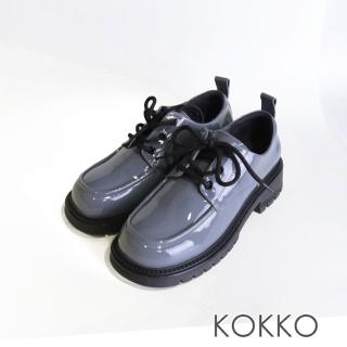 【KOKKO 集團】復古質感漆皮方圓頭綁帶厚底輕量牛津鞋(灰藍色)