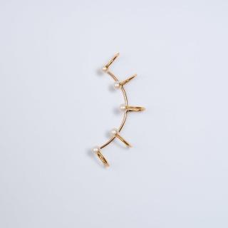 【Olivia Yao Jewellery】不撞款 個性感十足 單排天然珍珠耳骨夾(Procyon Collection)