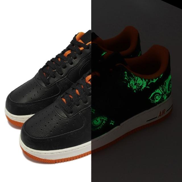 NIKE 耐吉】休閒鞋Air Force 1 07 PRM 男鞋經典款萬聖節夜光鞋面