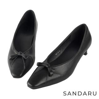 【SANDARU 山打努】跟鞋 尖頭壓褶V口蝶結低跟包鞋(黑)