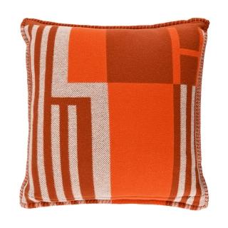 【Hermes 愛馬仕】Ithaque 緹花織羊毛與喀什米爾混紡抱枕(50cm/赤土/橘紅)