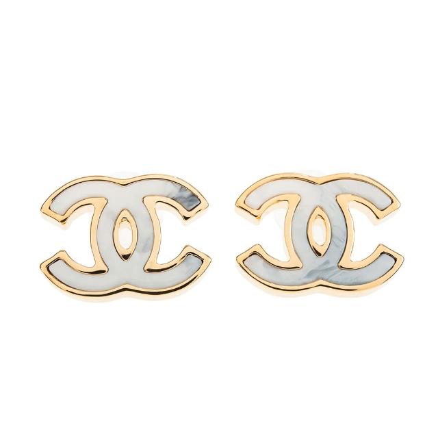 【CHANEL 香奈兒】新款大理石琺瑯設計雙C 大LOGO穿式耳環(金色)