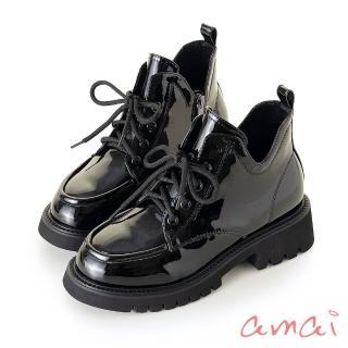 【amai】時尚個性柔軟漆皮厚底短靴 短靴 短筒靴 粗跟 百搭 質感 英倫風 大尺碼 GB808BK(黑色)