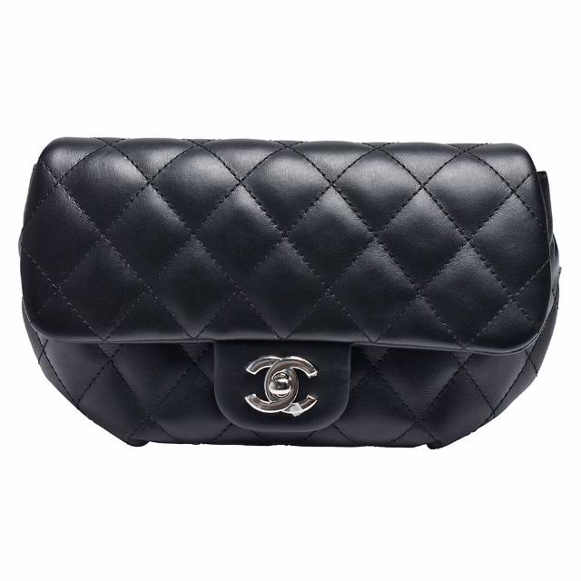 【CHANEL 香奈兒】經典雙C LOGO菱格紋小牛皮轉釦腰包(黑AS0648C-BLK SS)