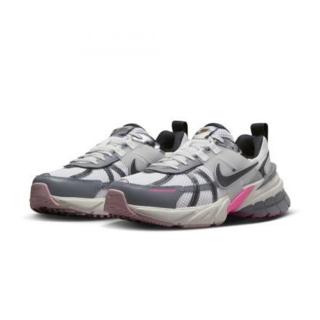 【NIKE 耐吉】W Nike V2K Runtekk Grey Pink 銀灰桃粉 龍年限定 女鞋 休閒鞋 慢跑鞋 運動鞋 FZ5061-100