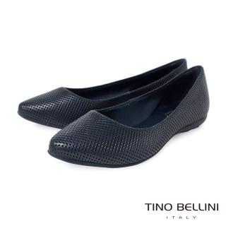 【TINO BELLINI 貝里尼】巴西進口菱格沖孔尖頭平底鞋FWBV034-4(深藍)