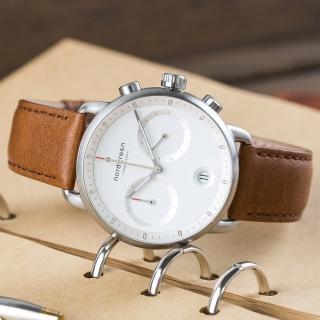 【Nordgreen】ND手錶 先鋒 Pioneer 42mm 月光銀殼×白面 復古棕真皮錶帶(PI42SILEBRXX)