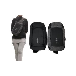 【SNOW.bagshop】胸包小容量主袋+外袋共四層(USB+線單左右背)