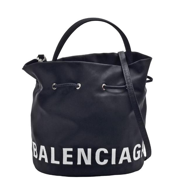 【Balenciaga 巴黎世家】經典品牌LOGO尼龍抽繩手提/斜背水桶包(黑色619459-H852N-1000)