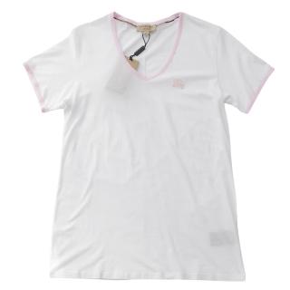 【BURBERRY 巴寶莉】刺繡小戰馬V領棉質T恤(白色)