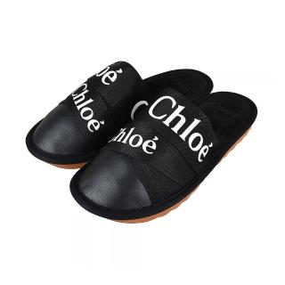 【Chloe’ 蔻依】CHLOE WOODY 白字LOGO帆布皮革拖鞋(黑/白字)