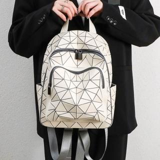 【MoonDy】大容量後背包 白色包包 日本包包 書包 休閒背包 旅行後背包 菱格後背包 造型包包 情侶包包 禮物