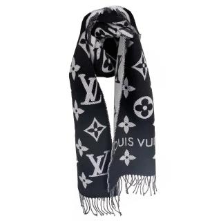 【Louis Vuitton 路易威登】M77853 經典ESSENTIAL系列特大Monogram圖案羊毛流蘇飾邊披巾/圍巾(黑色)
