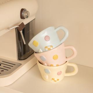 【MYUMYU 沐慕家居】拼貼咖啡杯(咖啡杯 馬克杯 辦公室杯子 防燙咖啡杯 耐冷熱 水杯)