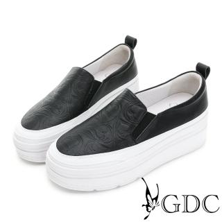 【GDC】愛心壓紋素色百搭基本厚底真皮休閒鞋-黑色(326195-00)