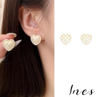 【INES】韓國設計法式優雅格子愛心珍珠墜邊造型耳環(格子耳環 愛心耳環 珍珠耳環)