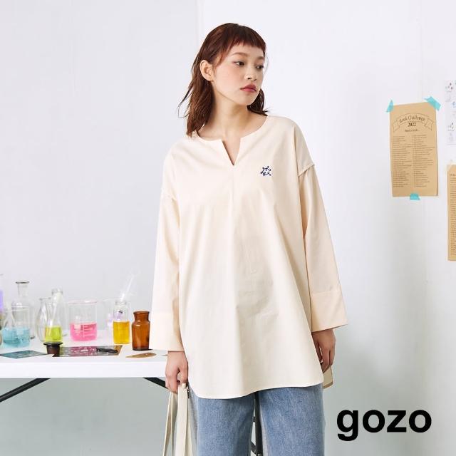 【gozo】V領化學公式繡花長版上衣(兩色)