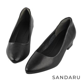 【SANDARU 山打努】跟鞋 真皮尖頭素面低跟包鞋(黑)