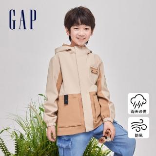 【GAP】男童裝 Logo印花防風防雨連帽外套-卡其色(890201)