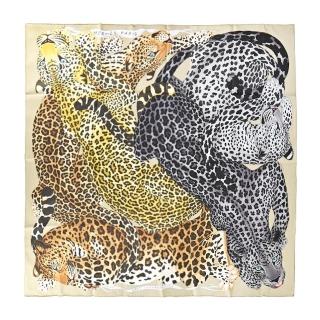【Hermes 愛馬仕】Lazy Leopardesses 90 cm手工捲邊斜紋真絲方巾(米)