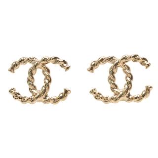 【CHANEL 香奈兒】經典螺旋造型雙C LOGO穿式耳環(金色ABC529-OR)