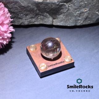 【SmileRocks 石麥】天然茶黃晶球 直徑2.5cm No.050280352(附SmilePad 4.5X4.5底板)