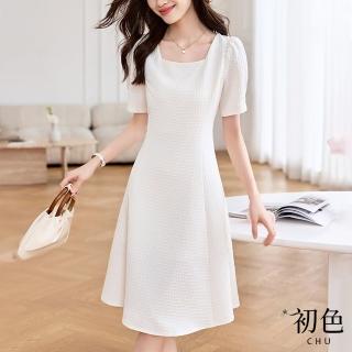 【初色】方領肌理感緹花泡泡袖連身裙短袖洋裝-白色-33323(M-2XL可選)