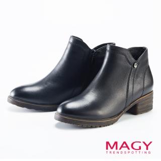 【MAGY】復古帥氣鉚釘真皮 女 短靴(黑色)